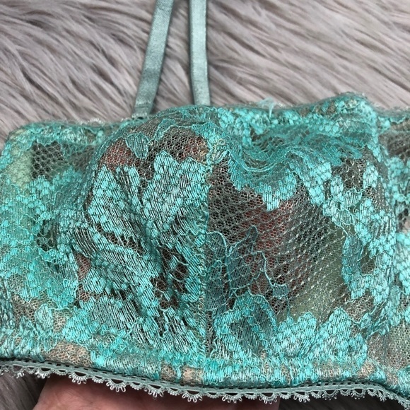 victoria’s Secret Blue Lace Balconnet Bralette - Picture 6 of 6